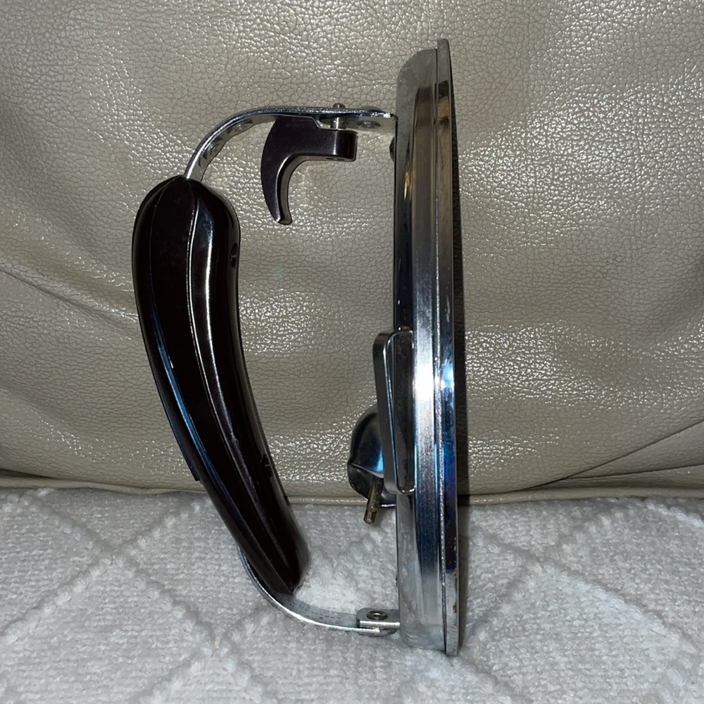 Vintage Knapp-Monarch “Gad-A-Bout” Travel Iron. - Picture 2 of 15